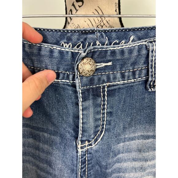 NWOT Maurices midrise Whitewashed Short blue jeans - Picture 5 of 5